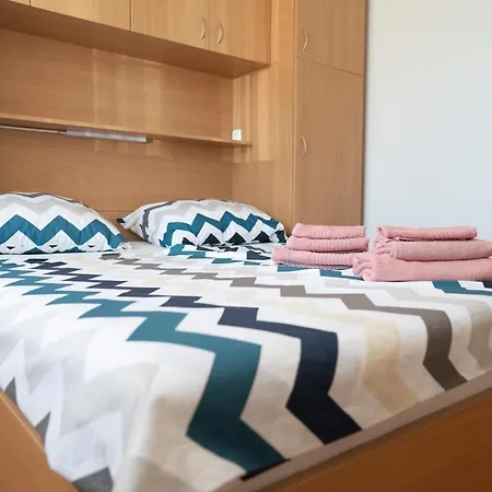 Mladen Apartament Biograd Na Moru