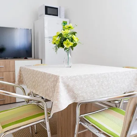 Mladen * Biograd Na Moru