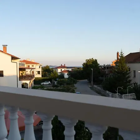 Mladen Apartment *
