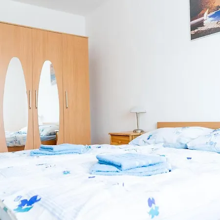 Apartment Mladen Weißenburg