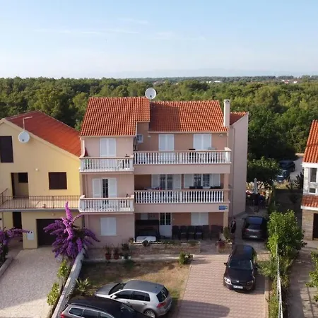 Apartment Mladen