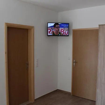 Apartment Mladen Weißenburg