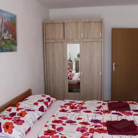 Mladen Apartment Weißenburg