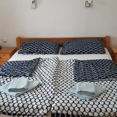Mladen Apartment *