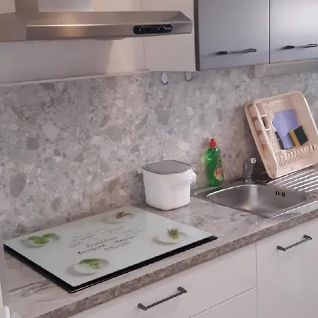 Lejlighed Mladen Biograd Na Moru