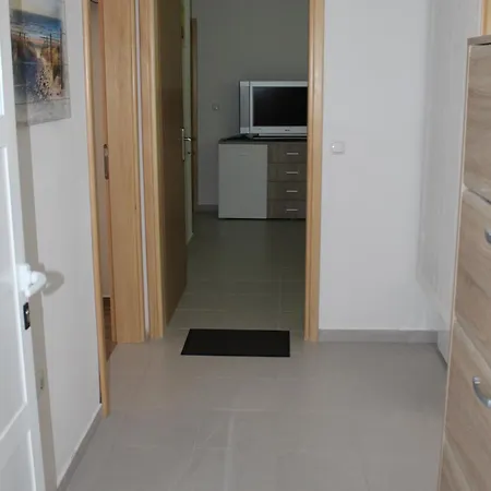 Apartment Mladen Weißenburg