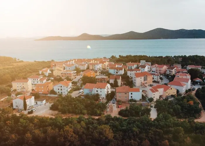 Mladen Биоград-на-Мору